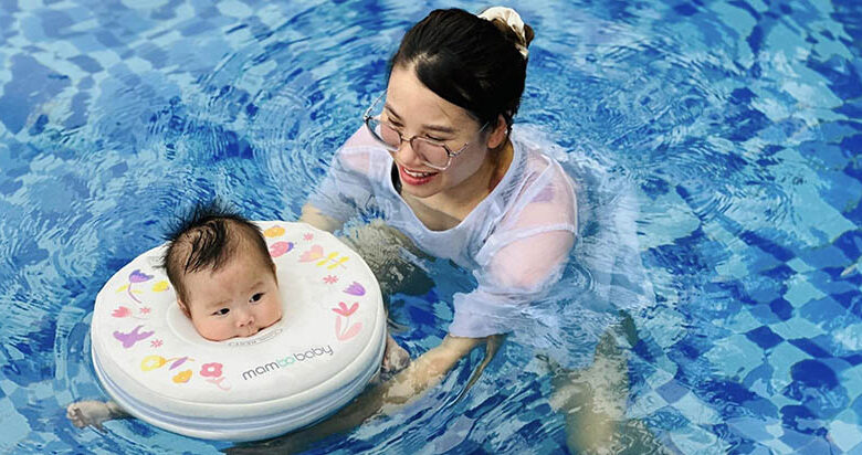 Dạy bơi cho trẻ sơ sinh 1